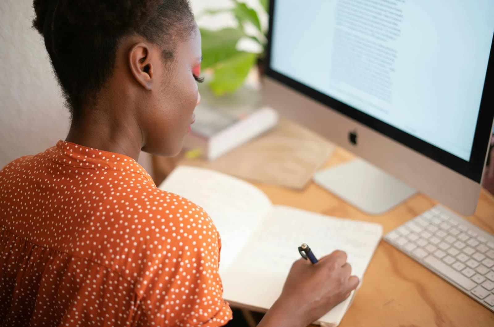 Immersive Learning: Enhancing Dissertation Skills Through Literary Summer Programs